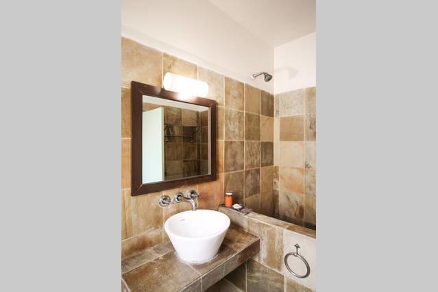 G 49 Bed & Breakfast Nowe Delhi Zewnętrze zdjęcie