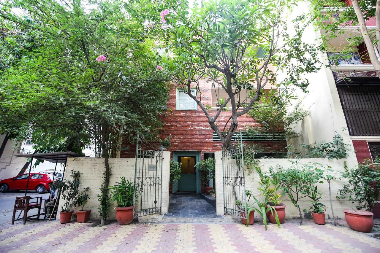 G 49 Bed & Breakfast Nowe Delhi Zewnętrze zdjęcie