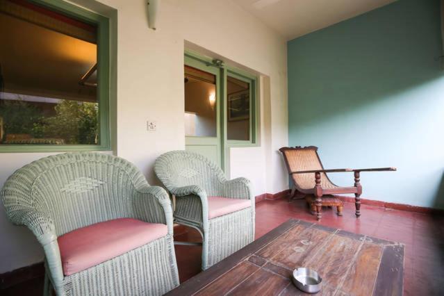 G 49 Bed & Breakfast Nowe Delhi Zewnętrze zdjęcie