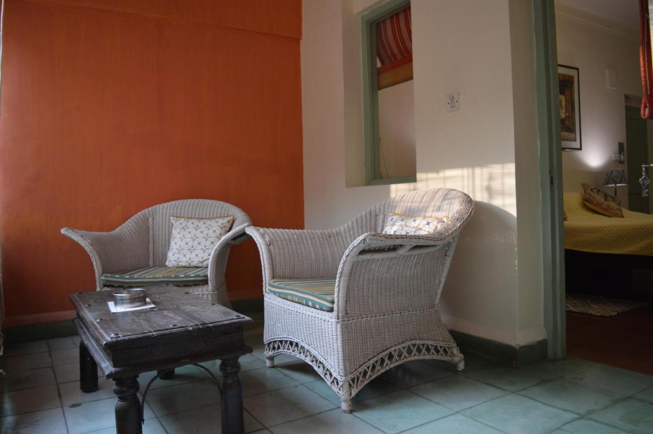 G 49 Bed & Breakfast Nowe Delhi Zewnętrze zdjęcie